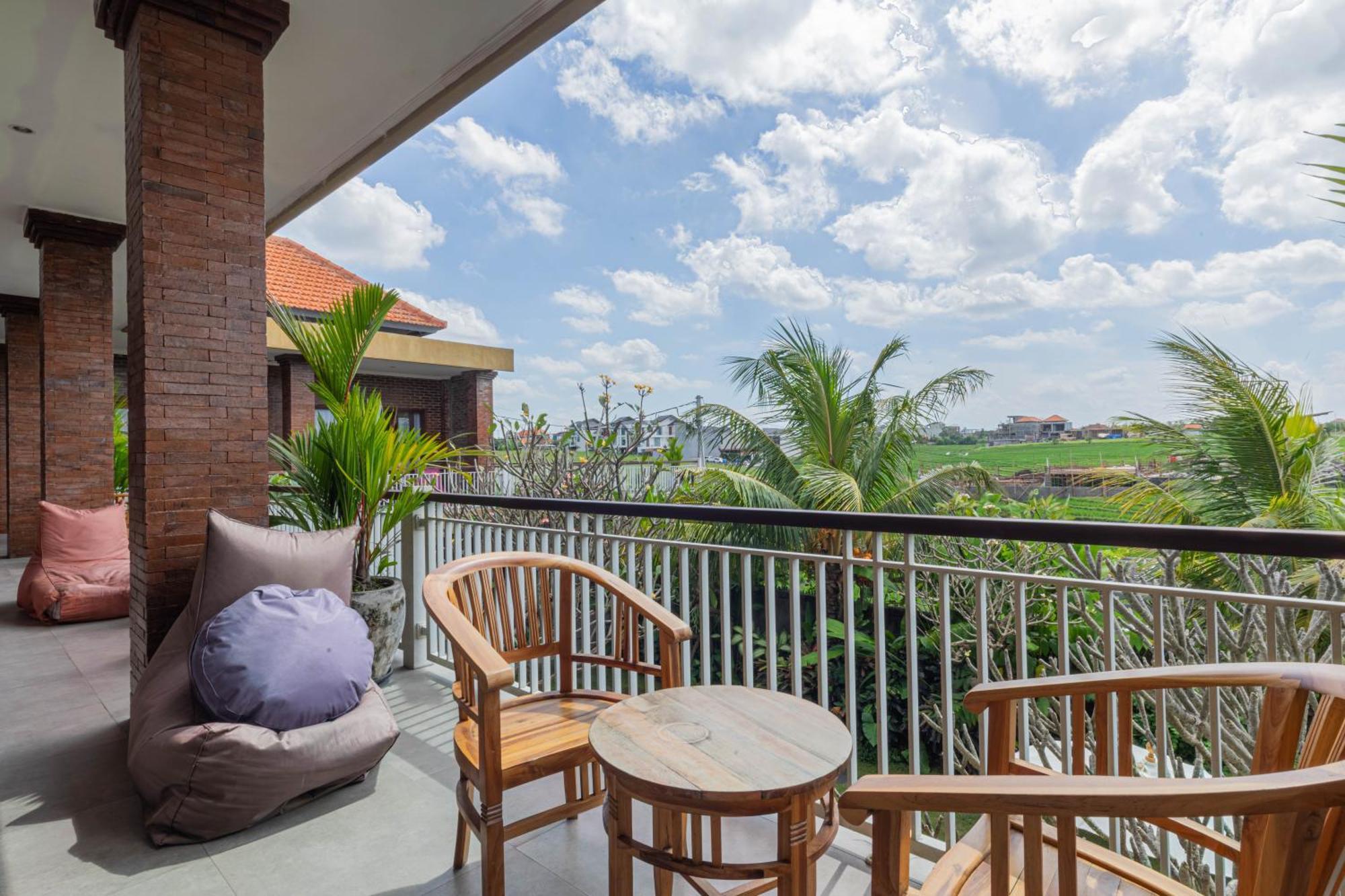 Frangipani House And Spa By Ecommerceloka Canggu  Exterior photo